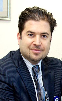 Dr. Ehsan  Sadri - Ophthalmologist